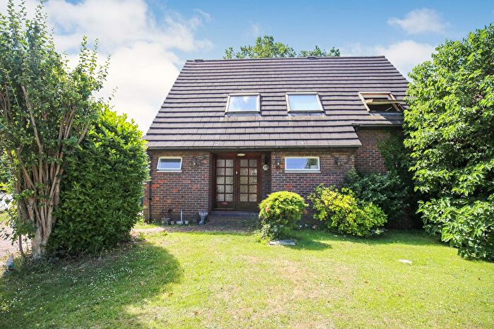 5 Bedroom Bungalow To Rent In Freeman Way, Hornchurch, RM11