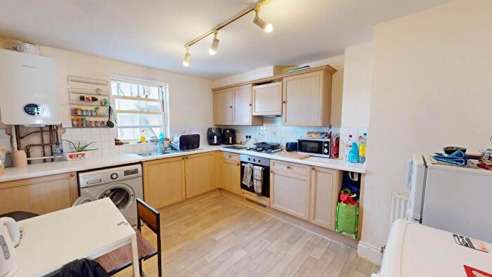 2 Bedroom Flat To Rent In Sillwood Street, City Centre, Brighton, BN1