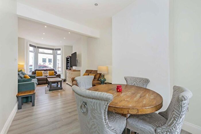3 Bedroom Terraced House For Sale In Felixstowe Road, Kensal Rise, NW10