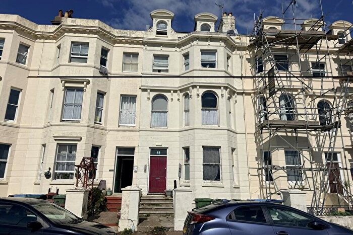 Studio To Rent In South Street, Littlehampton, West Sussex, BN17