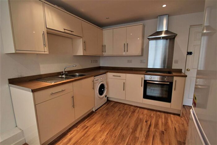 1 Bedroom Apartment To Rent In Abbey Court, Rugby, CV21