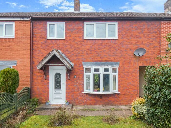 2 Bedroom Terraced House For Sale In Tame Bank, Kingsbury, B78