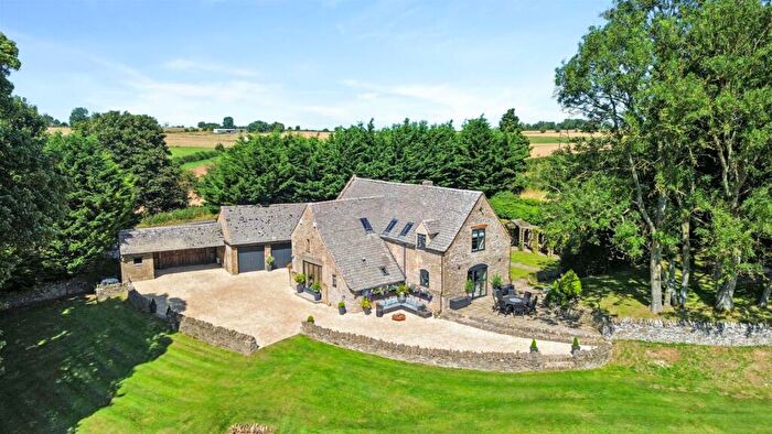 6 Bedroom Detached House For Sale In Stow Road, Andoversford, Cheltenham, Gloucestershire, GL54