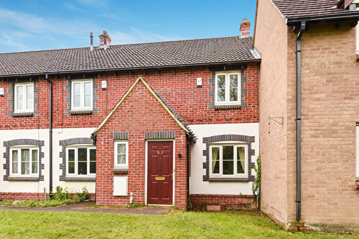 2 Bedroom Terraced House To Rent In Hubble Close, Headington, OX3