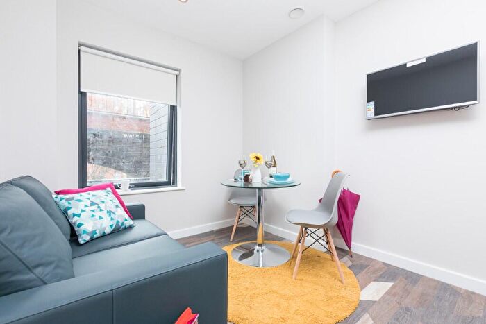 1 Bedroom Apartment To Rent In Salisbury House, Granby Row, Manchester, Greater Manchester, M1