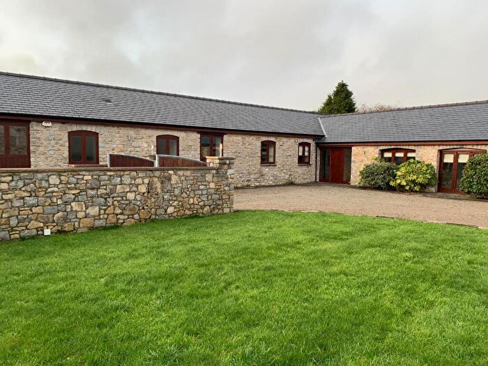 4 Bedroom Barn Conversion To Rent In Llancarfan, Barry, CF62
