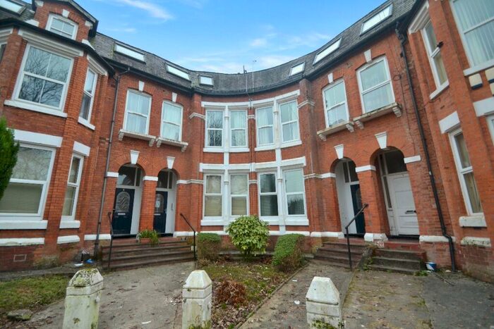 1 Bedroom Flat To Rent In Beaconsfield, Fallowfield, Manchester, M14