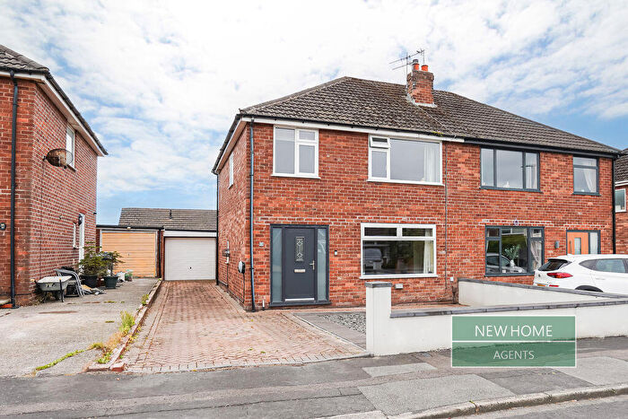 3 Bedroom Semi-Detached House For Sale In Blenheim Drive, Warton, Preston, PR4