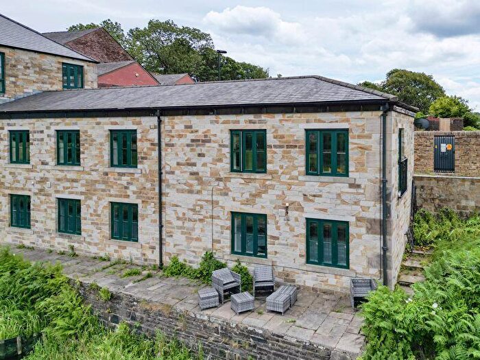 2 Bedroom End Of Terrace House For Sale In Canalside, Clegg Hall Road, Littleborough, OL15