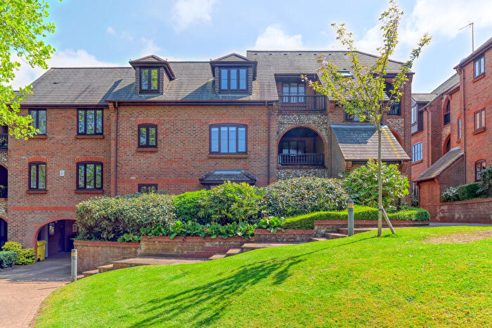 2 Bedroom Apartment For Sale In Dolphin Court, Kingsmead Road, High Wycombe, HP11