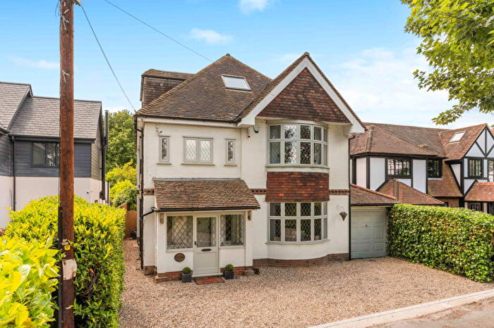 5 Bedroom Detached House For Sale In Upper Cornsland, Brentwood, CM14