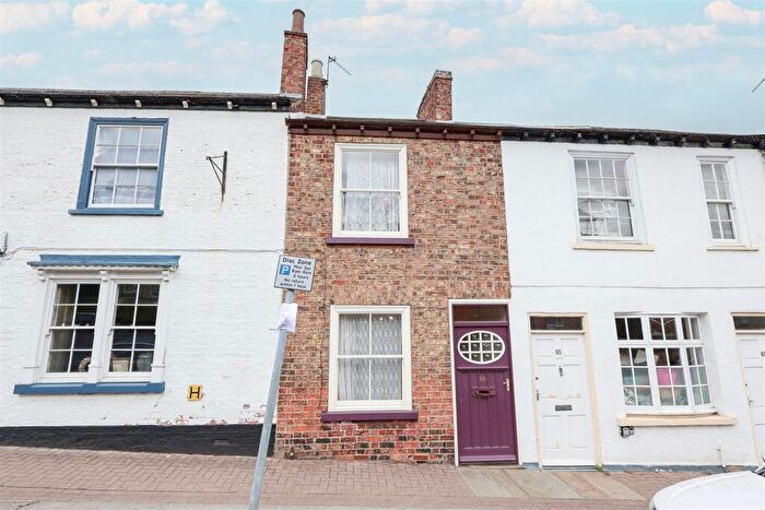 2 Bedroom Terraced House For Sale In Allhallowgate, Ripon, HG4