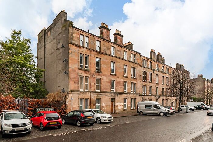 1 Bedroom Flat For Sale In / Albert Street, Edinburgh, EH7
