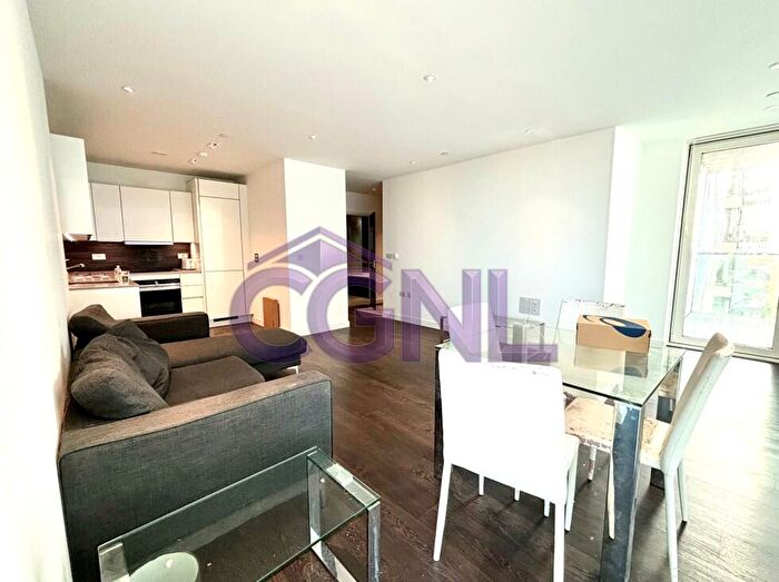 1 Bedroom Flat To Rent In Skyline Apartments, Devan Grove, London, N4