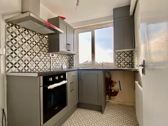 1 Bedroom Flat To Rent In Green Lane, Vicars Cross, CH3