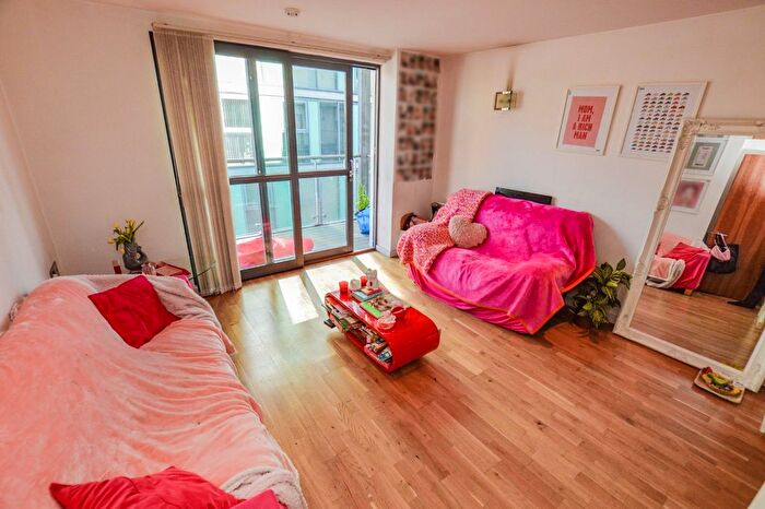 2 Bedroom Flat To Rent In Albion Works, Pollard Street, New Islington, Manchester, M4