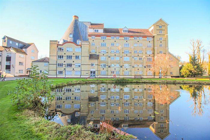 2 Bedroom Flat For Sale In The Maltings, Sawbridgeworth, CM21