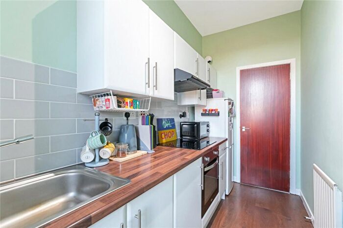 1 Bedroom Flat For Sale In Greenholme Street, Cathcart, Glasgow, G44