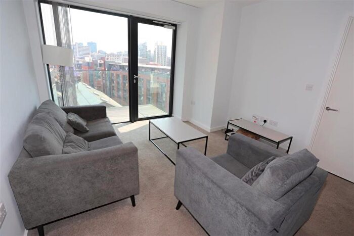 2 Bedroom Apartment To Rent In Block A :: Local Blackfriars, M3