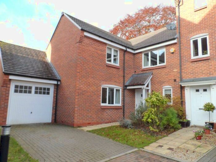 4 Bedroom Town House To Rent In Beech Road, Harborne, B17