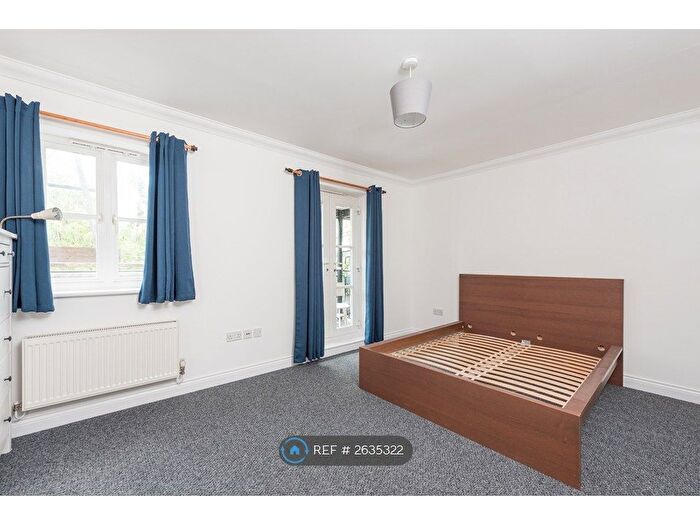 4 Bedroom Terraced House To Rent In Brockwell Park Row, London, SW2