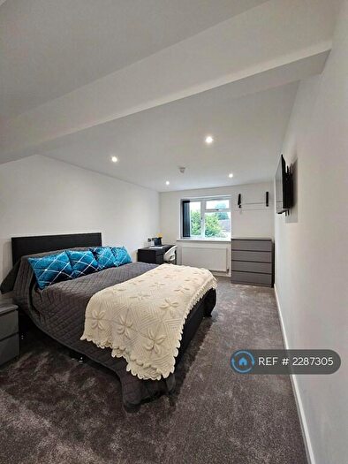 7 Bedroom Semi-Detached House To Rent In Charter Avenue, Coventry, CV4