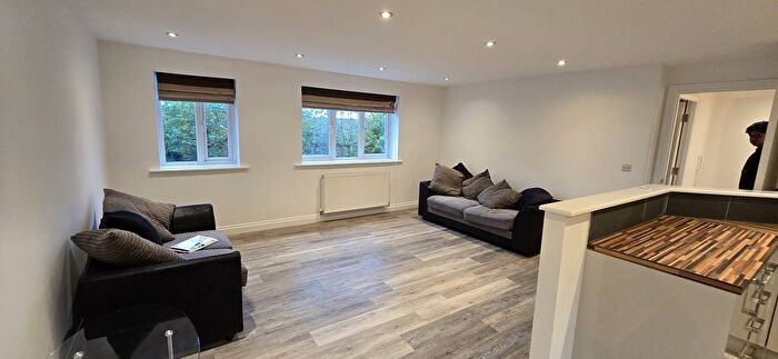 2 Bedroom Flat To Rent In Cumberland Avenue, Swinton, M27