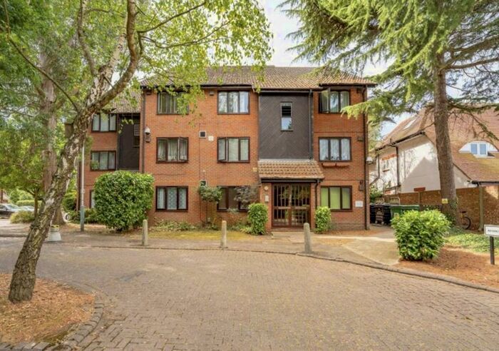 1 Bedroom Studio To Rent In Acorn Grove, Hayes, UB3