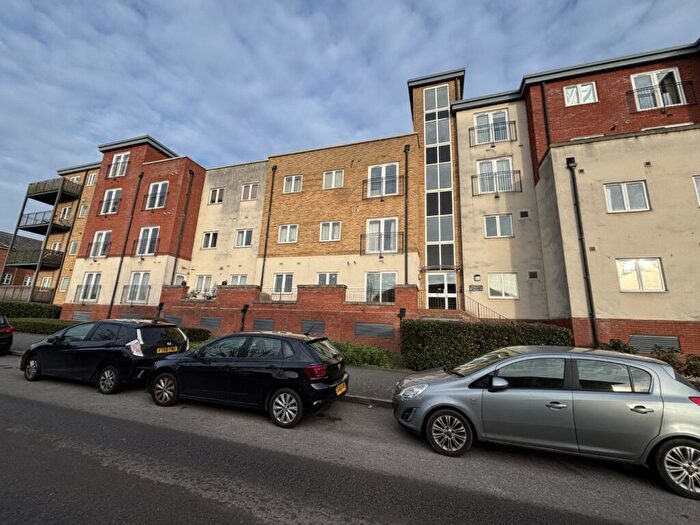 2 Bedroom Apartment To Rent In Paveley Court, Langstone Way, London, NW7