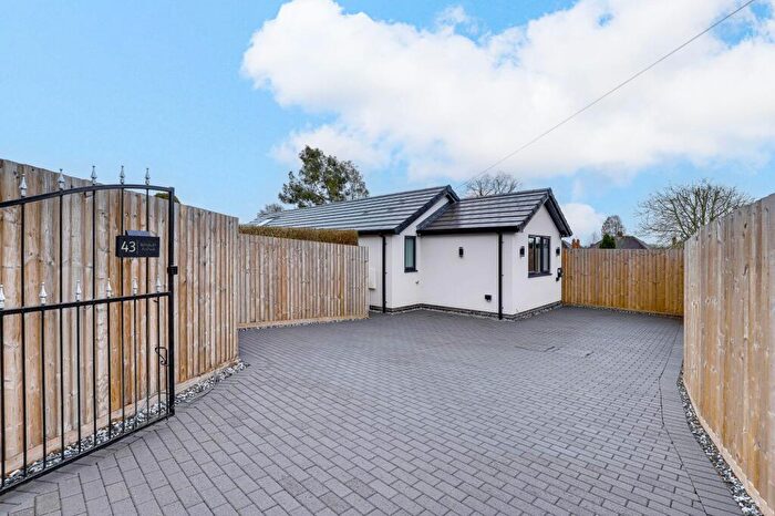 2 Bedroom Detached Bungalow For Sale In Banbury Avenue, Toton, NG9