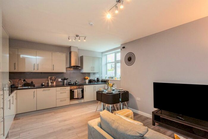 Studio To Rent In Eagle House, FY1