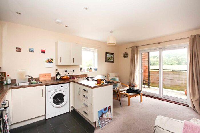 2 Bedroom Apartment To Rent In Nicholson Park, Bracknell, RG12