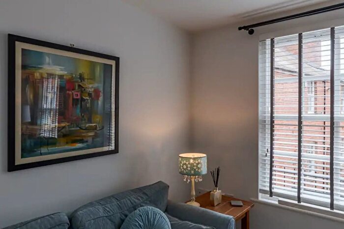 2 Bedroom Flat To Rent In Albion Street, Birmingham, B1