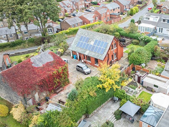 4 Bedroom Detached House For Sale In Clough Mount, Shaw, OL2