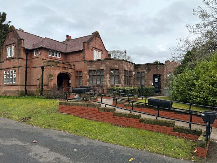 Detached House For Sale In Former Lodge Hill Cemetery Office, Weoley Park Road, Birmingham, B29