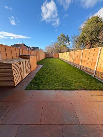 3 Bedroom Semi-Detached House For Sale In Windmill Road, Mortimer Common, Reading, Berkshire, RG7