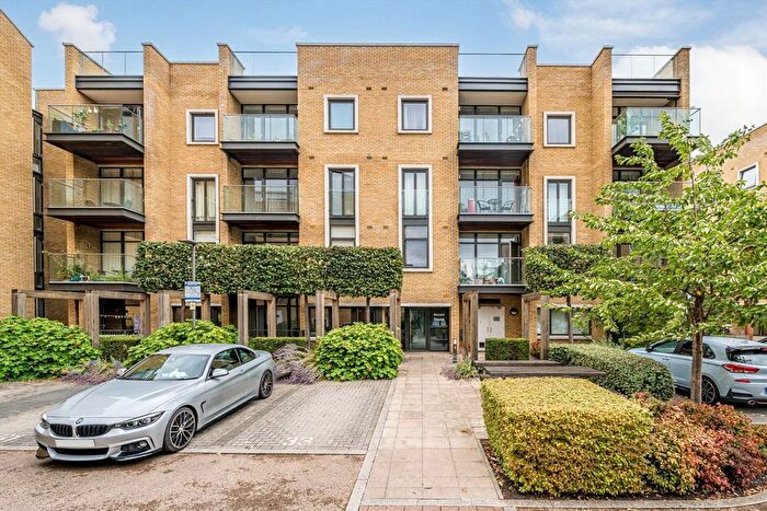 1 Bedroom Flat To Rent In Frazer Nash Close, Isleworth, TW7