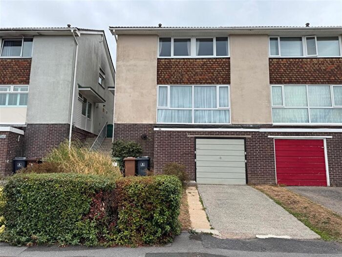 4 Bedroom Semi-Detached House For Sale In Huxham Close, Plymouth, PL6