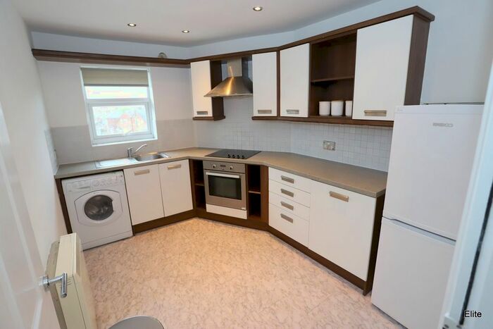 2 Bedroom Flat To Rent In Rennys Lane, Durham, DH1