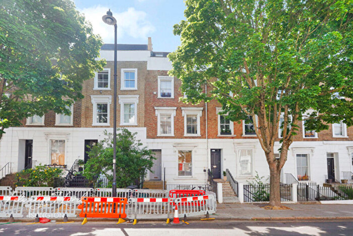 1 Bedroom Apartment For Sale In Offord Road, London, N1