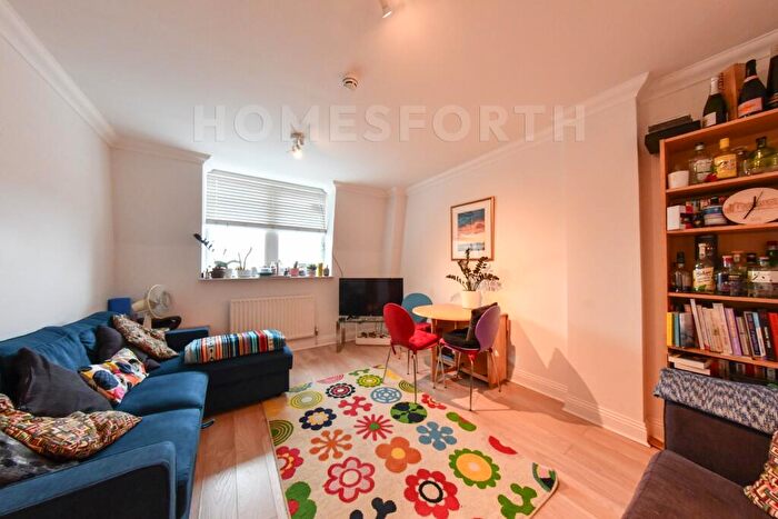 2 Bedroom Flat To Rent In Jubilee Heights, Shoot Up Hill, Kilburn, NW2
