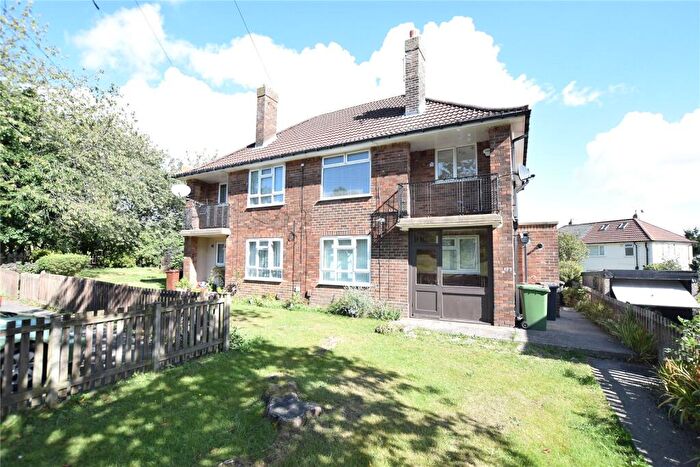 1 Bedroom Apartment To Rent In Otley Old Road, Leeds, West Yorkshire, LS16