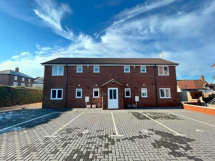 1 Bedroom Flat To Rent In Castle Close, Dorchester, DT1