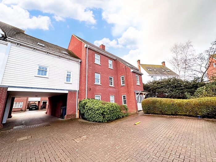 2 Bedroom Property To Rent In Burnell Gate, Chelmsford, CM1