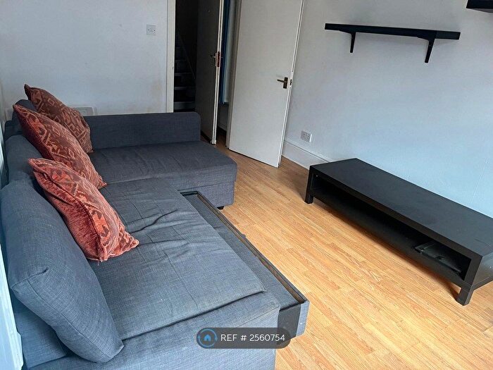 1 Bedroom Flat To Rent In High Street Harlesden, London, NW10