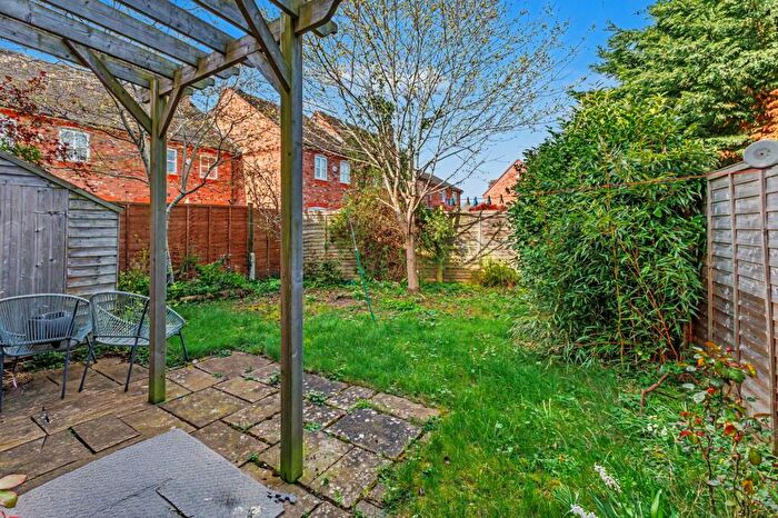 3 Bedroom Detached House For Sale In Lowes Lane, Wellesbourne, CV35