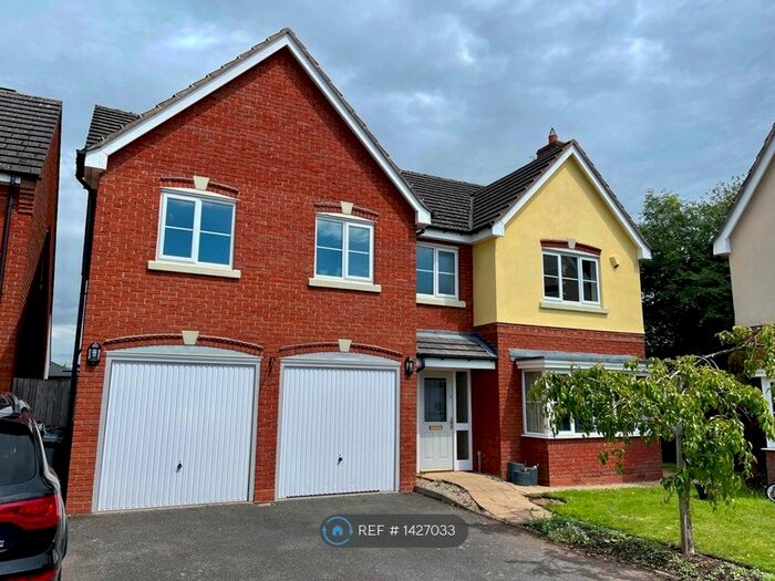 5 Bedroom Detached House To Rent In West View Court, Sutton Coldfield, B75