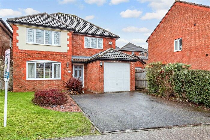 4 Bedroom Detached House For Sale In Whiffen Walk, Bradbourne Fields, East Malling, Kent, ME19