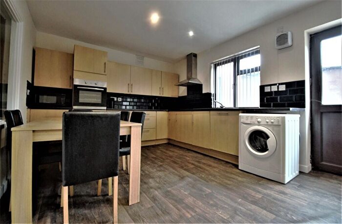 4 Bedroom Detached House To Rent In Clay Lane, Coventry, CV2