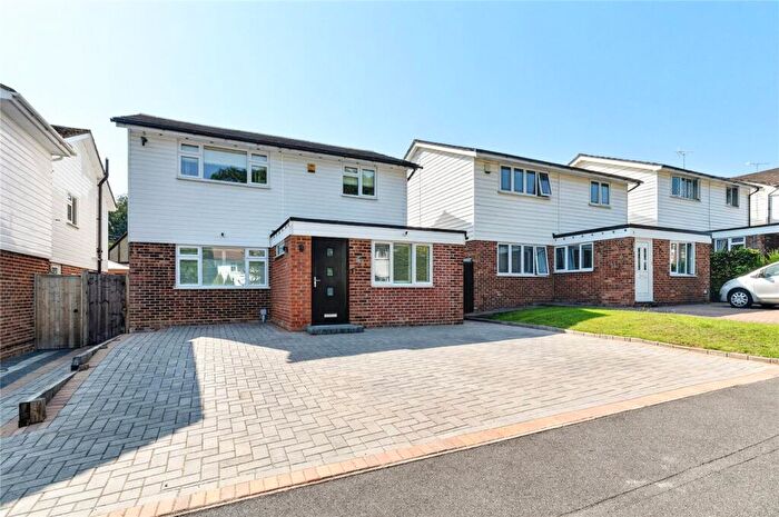4 Bedroom Detached House For Sale In Kyle Close, Bracknell, Berkshire, RG12